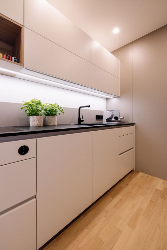 Küche Polarweiß Silbermond